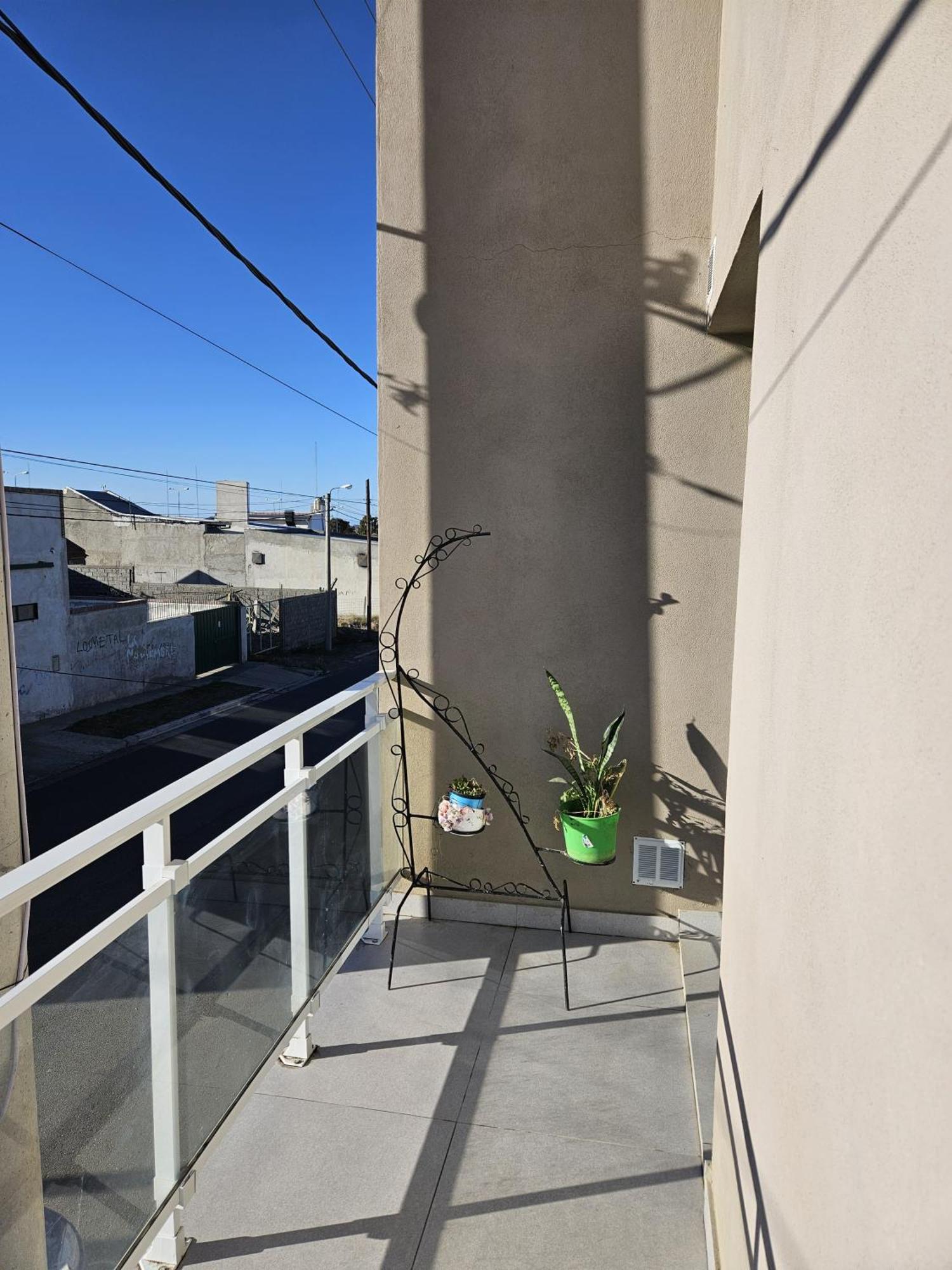 Depto Cerca Del Aeropuerto Apartamento *