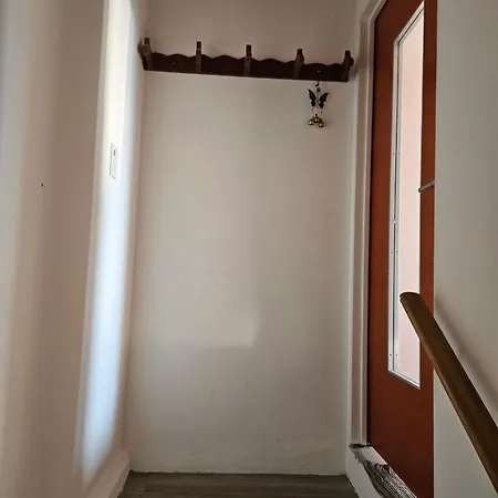 Depto Cerca Del Aeropuerto Apartment Comodoro Rivadavia Exterior photo